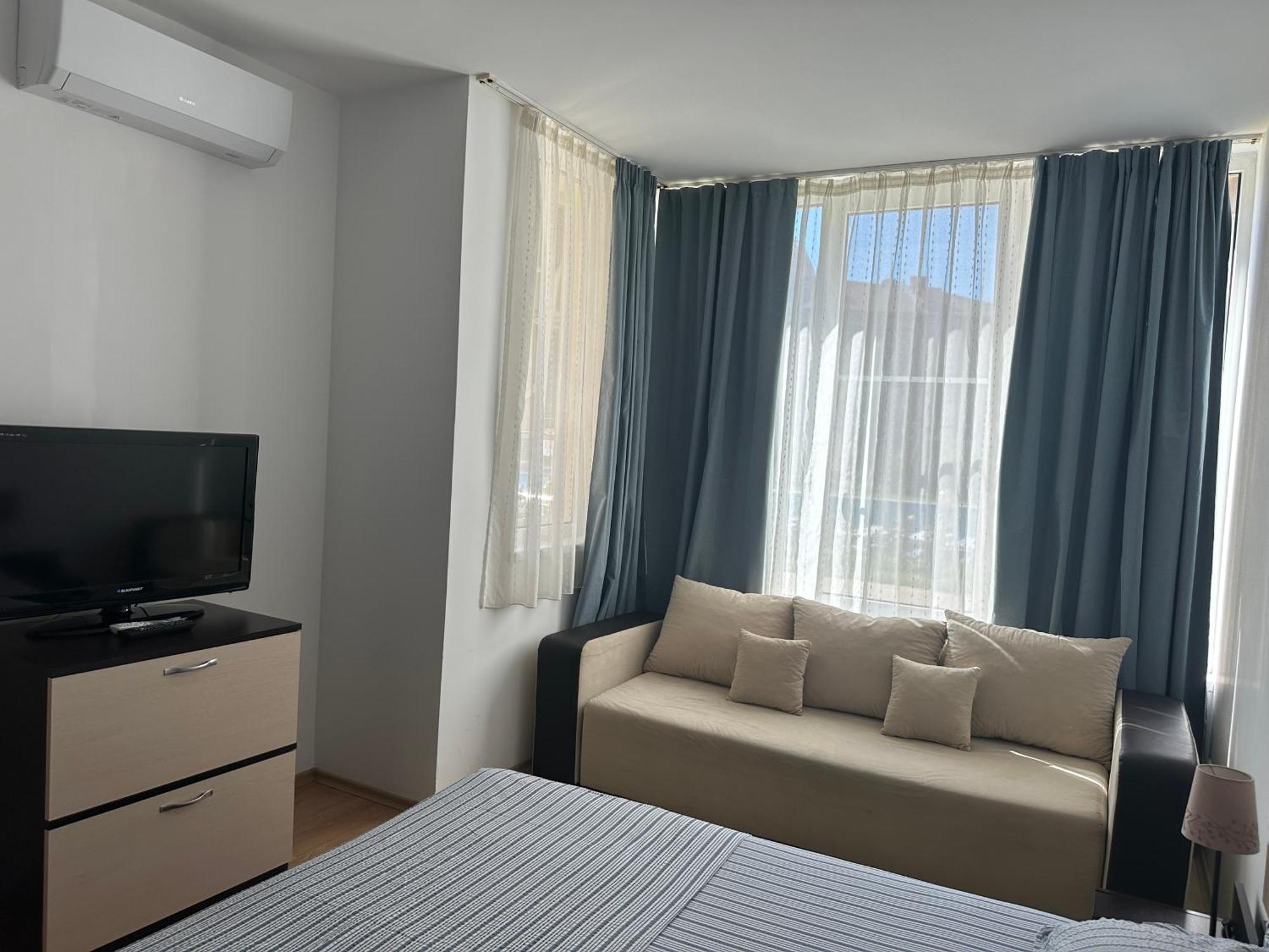 Oazis Cozy Beach Apartment Ravda Esterno foto